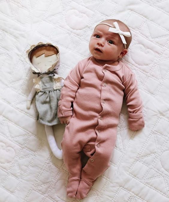 giai đoạn biết lật của bé