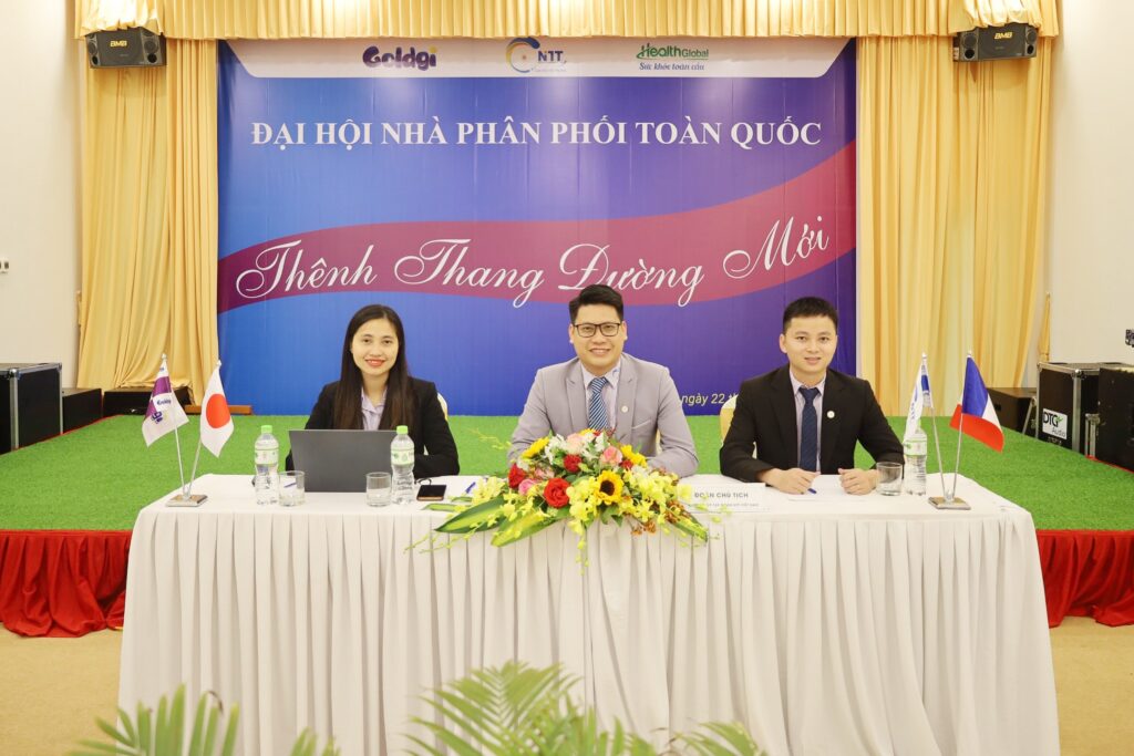 Đoàn chủ tịch Đại hội Nhà phân phối toàn quốc năm 2023