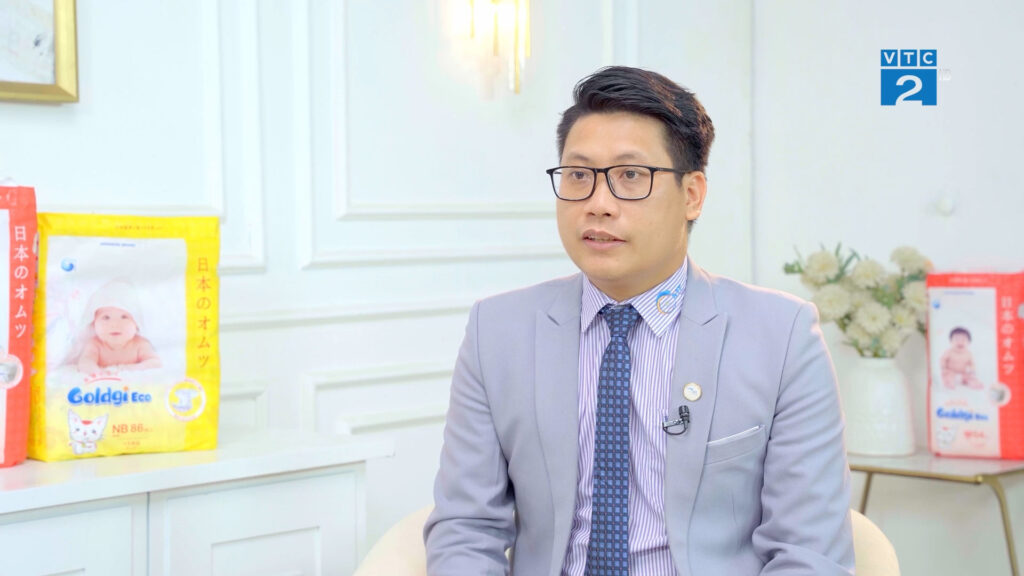 bỉm an toàn CEO Nguyễn Anh Tuấn chia sẻ về kinh nghiệm chọn bỉm an toàn cho con